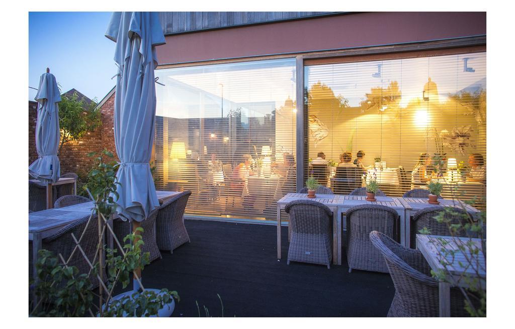 Hotel Restaurant Vous Le Vous Хаселт Стая снимка